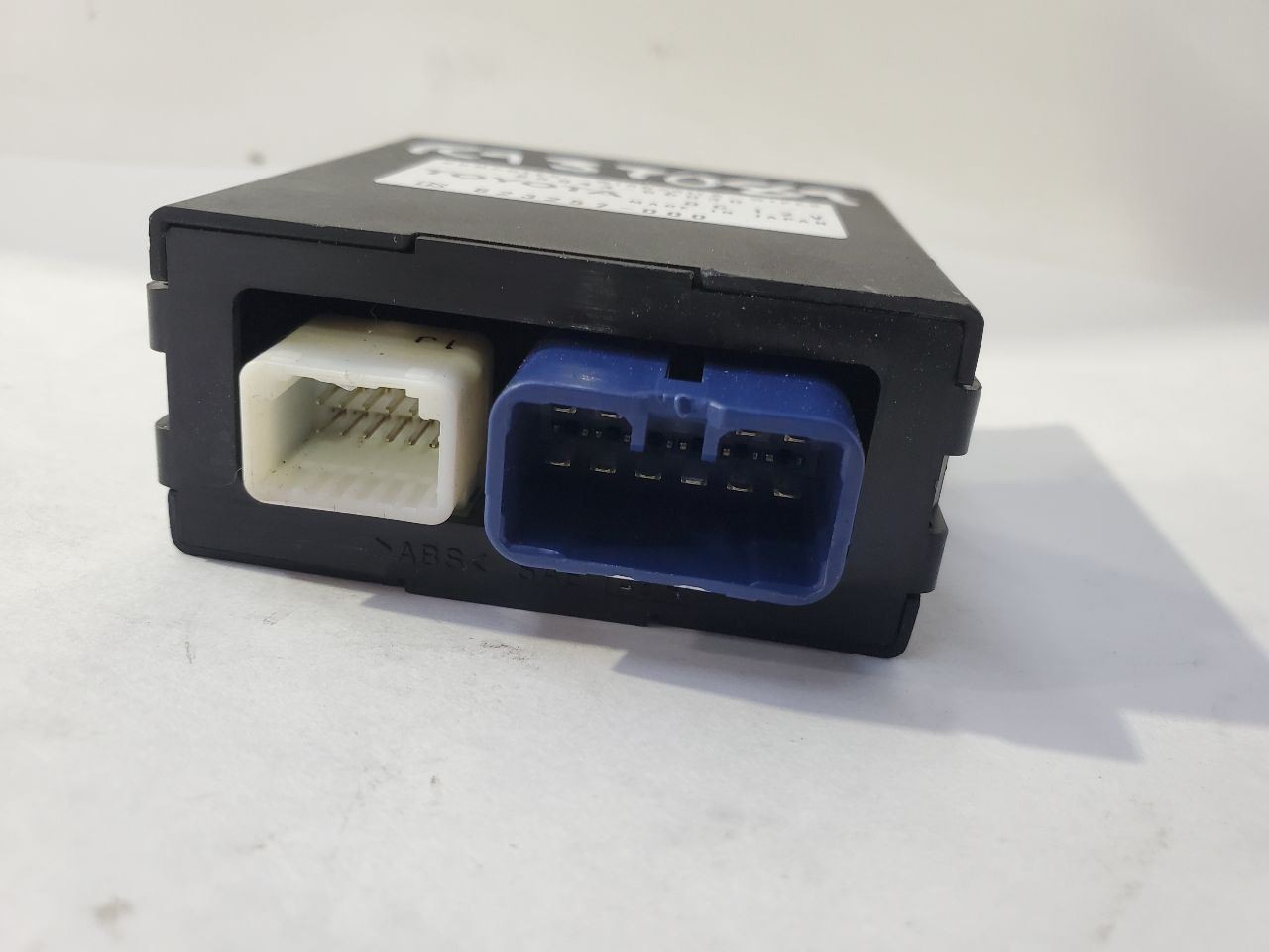 2003 Lexus LX470 OEM Windshield Wiper Computer Module 85943-60030