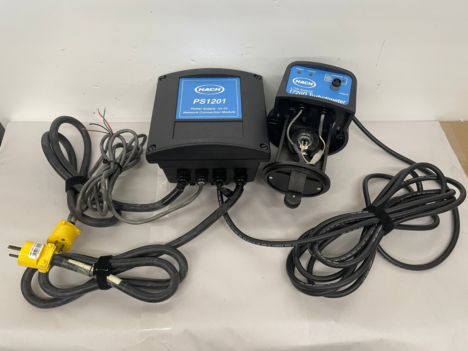 Hach 1720D 52000-60 Turbidimeter W/ 52010-60 Power Supply