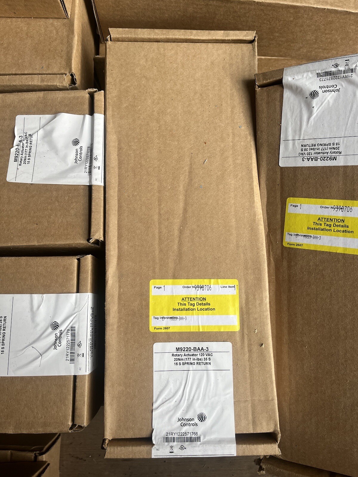Johnson Controls M9220-BAA-3 120VAC Spring Return Damper Actuator