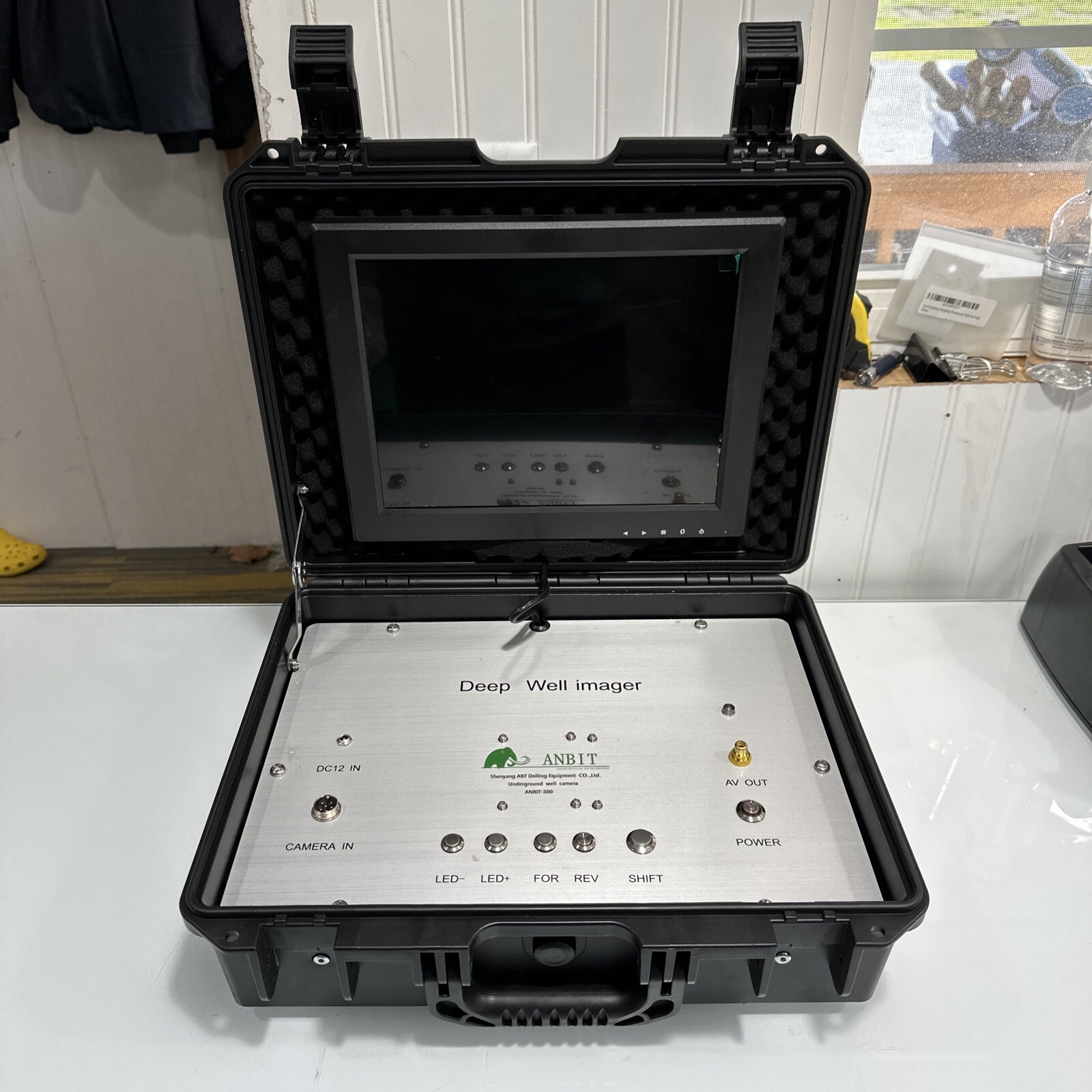 Anbit-300 deep well imager