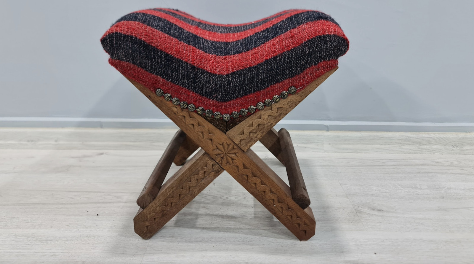 Turkish Stool, Ottoman stool, kilim pouf, footstool, Vintage striped chair baho