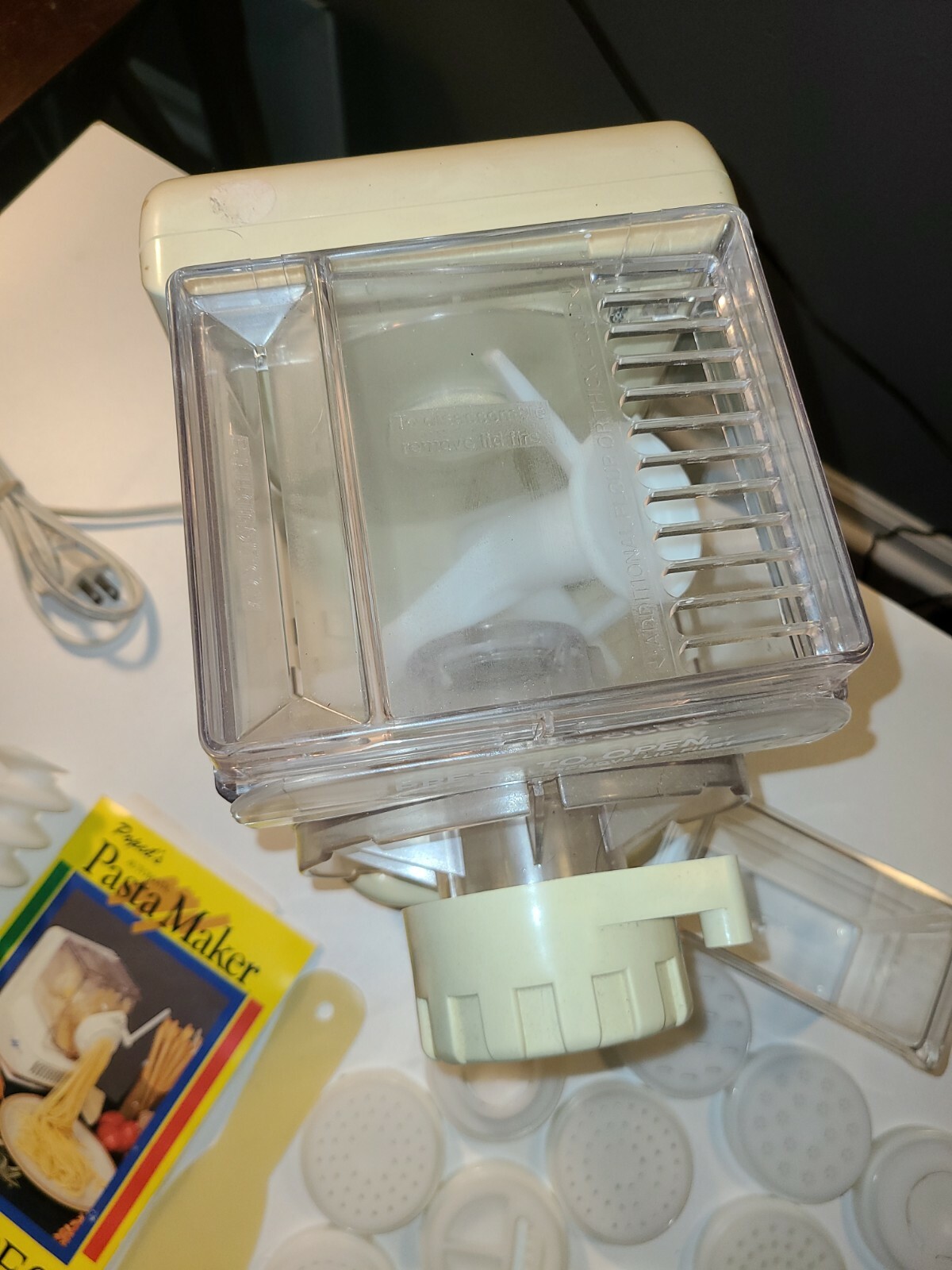 Popeil Automatic Pasta Maker With Accessories P400