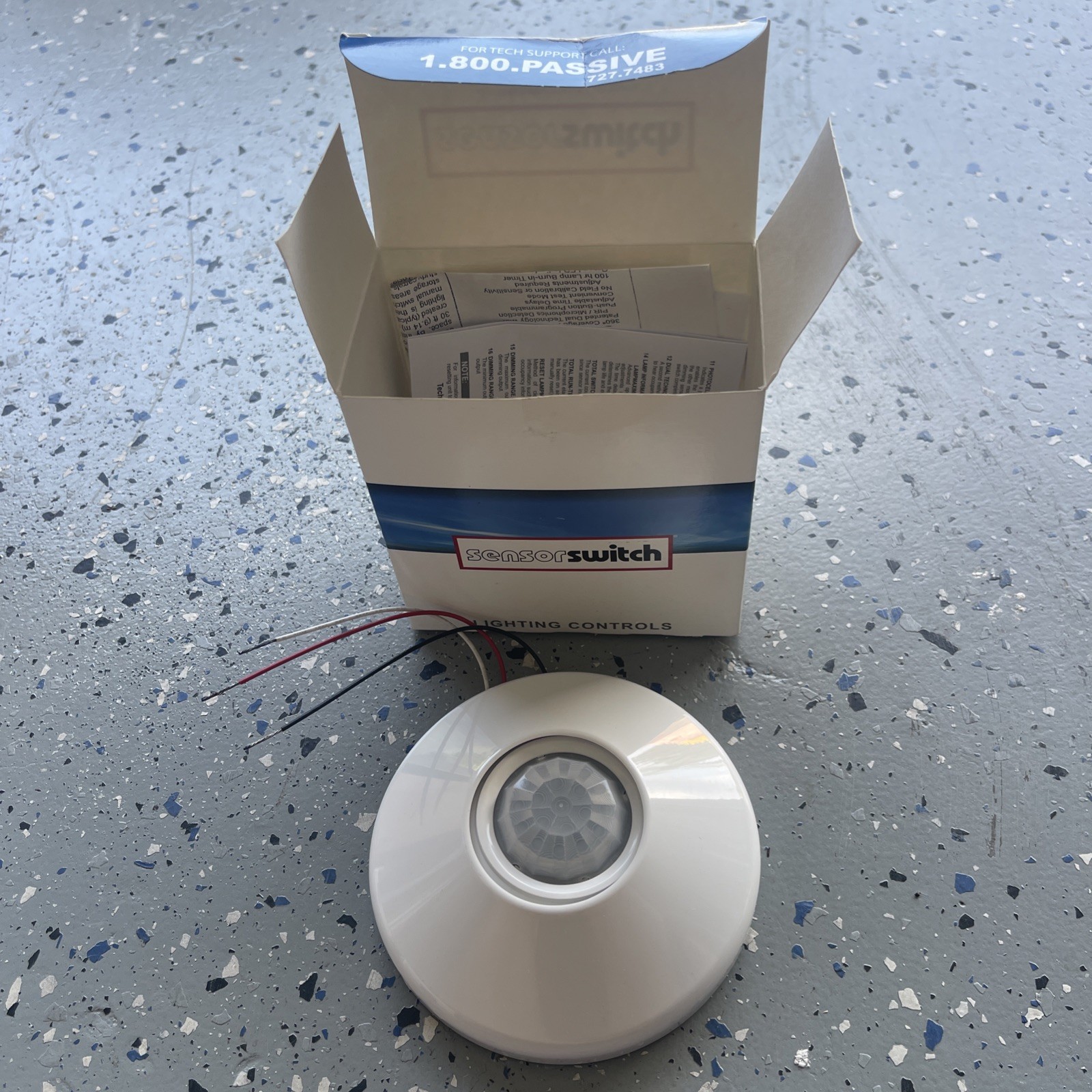 New Acuity Controls Sensor Switch- CM PDT 9 Ceiling Mount Sensor- Fast Shipping