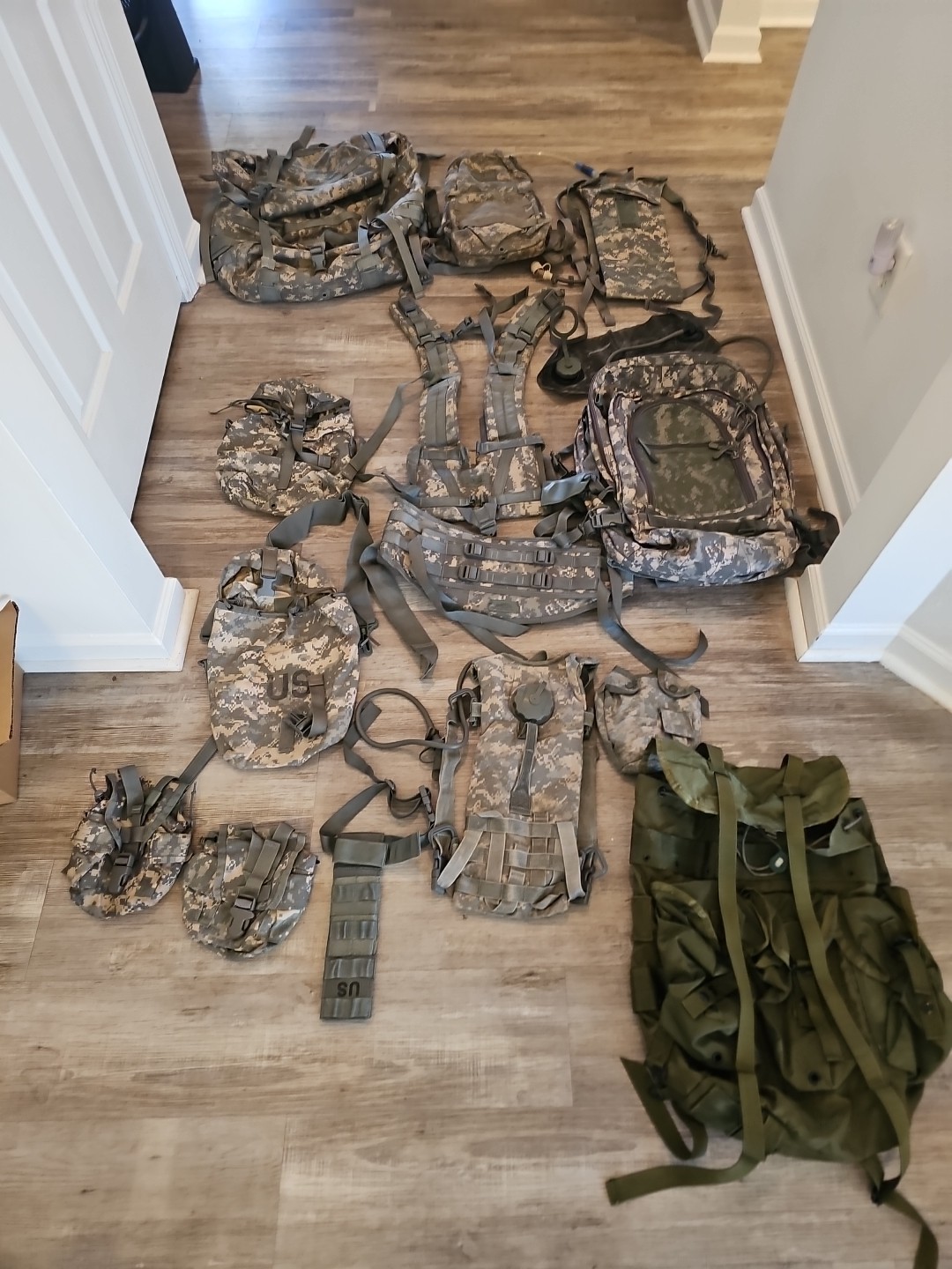 Huge Lot Military Gear MOLLE Pouches, Assault Pack, Tactical Water Bags Army