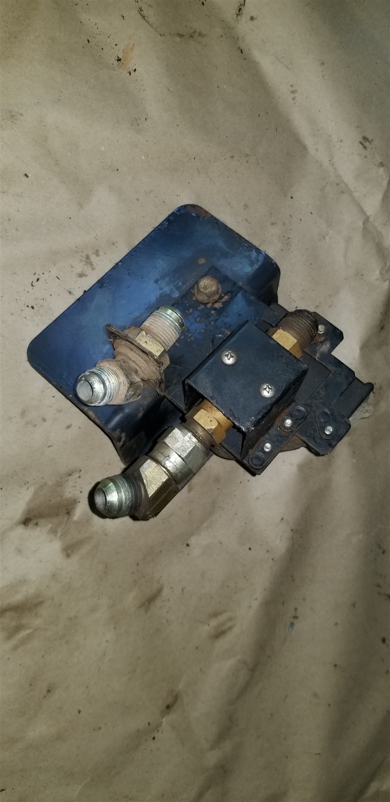 Bobcat G threaded Heater valve , actuator, bracket 7100019, 6675175, 6675172