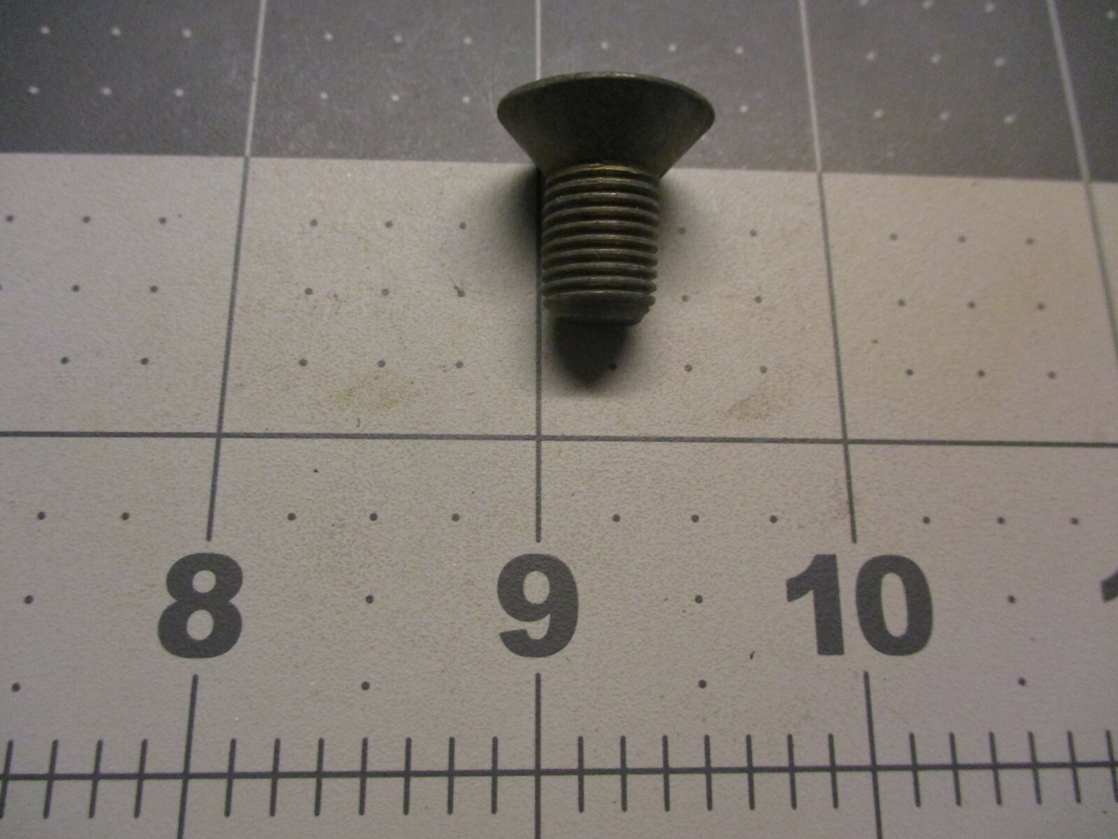 Case A42127 Screw A187740 3/8"-24 x 5/8"