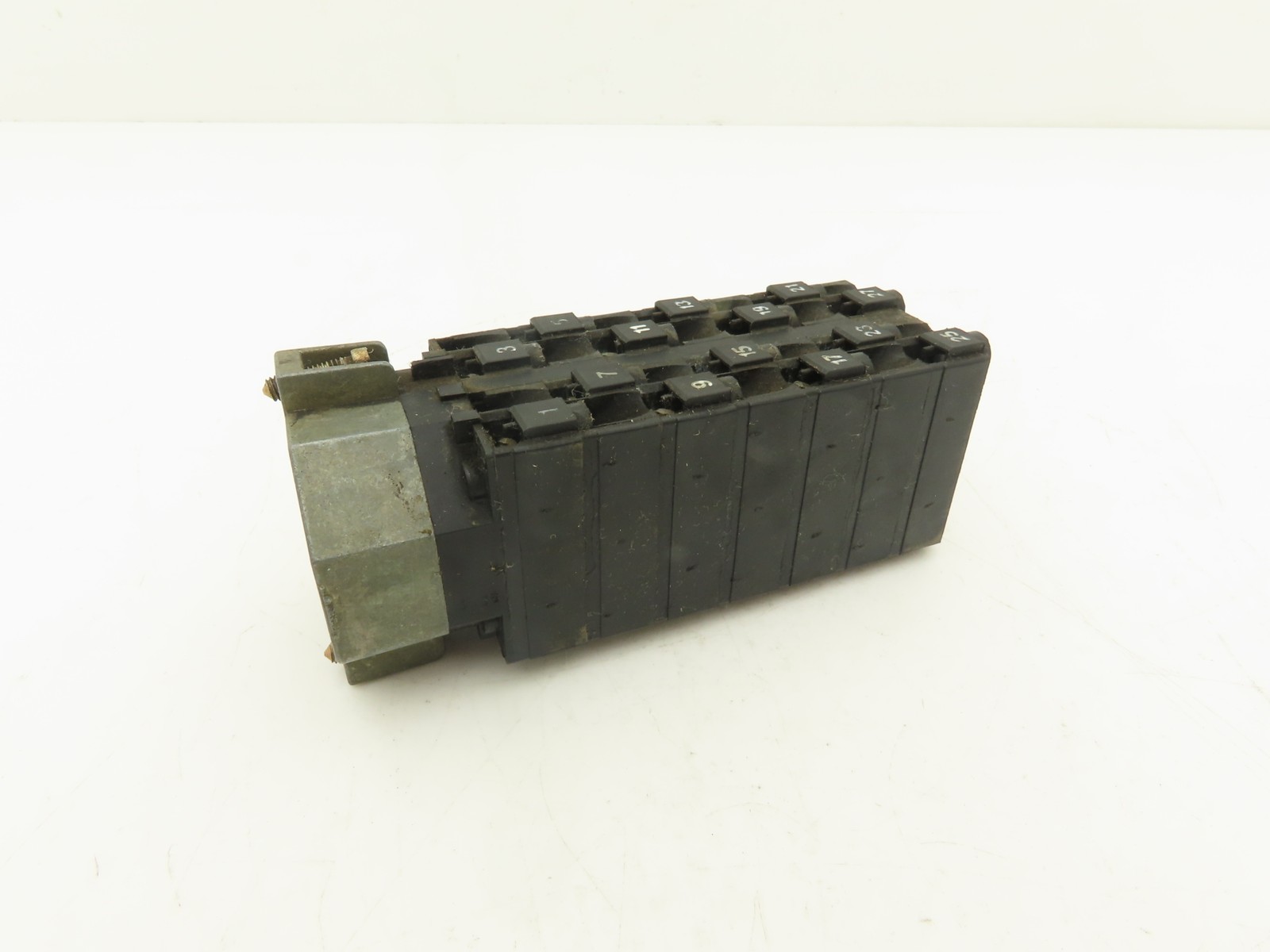 Telemecanique XBC-D Selector Switch 28 Position Without Knob