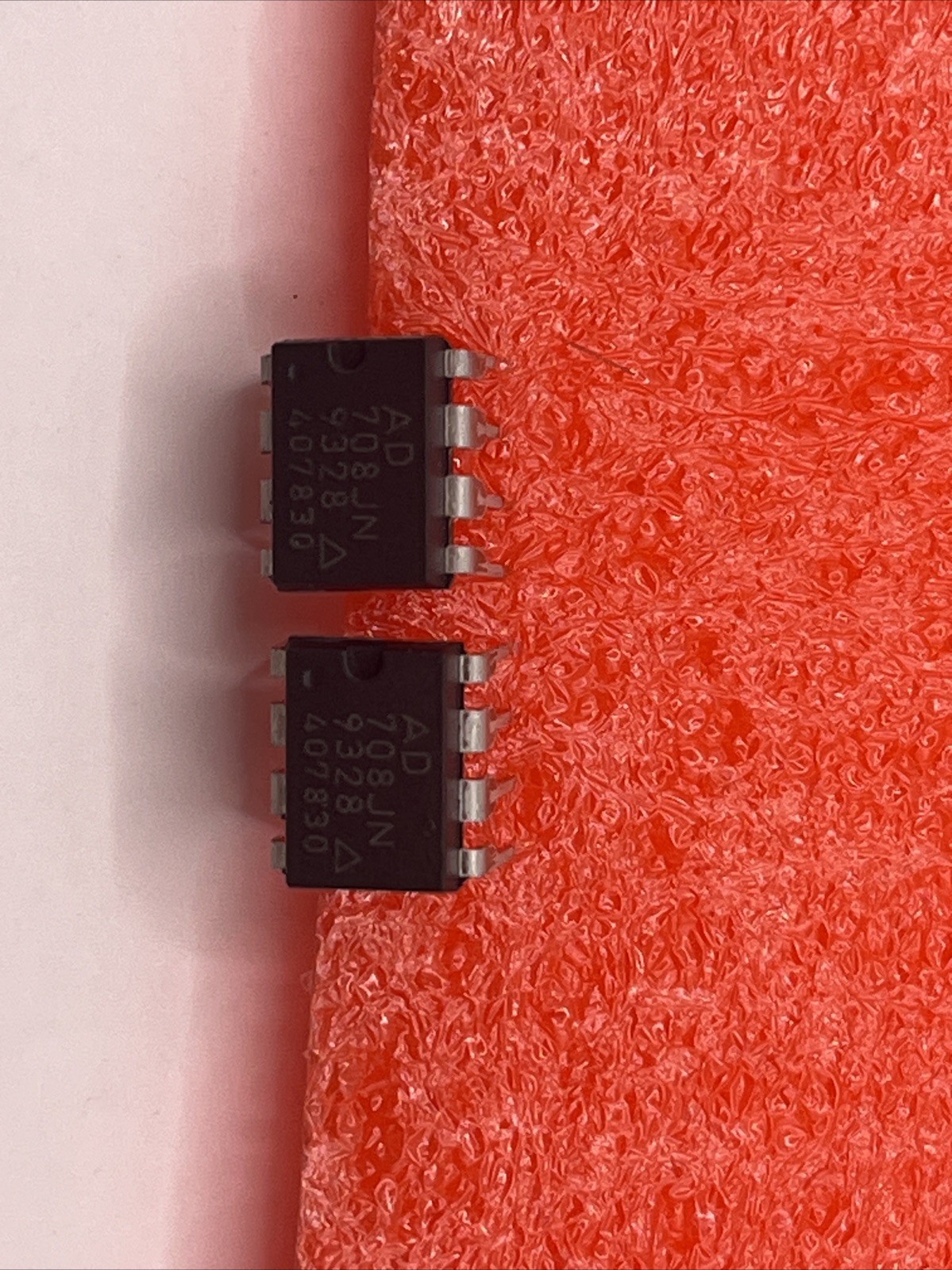 AD708JN Operational Amplifier, 2 Func, 150uV Offset-Max, BIPolar, PDIP8  ( 2 PCS