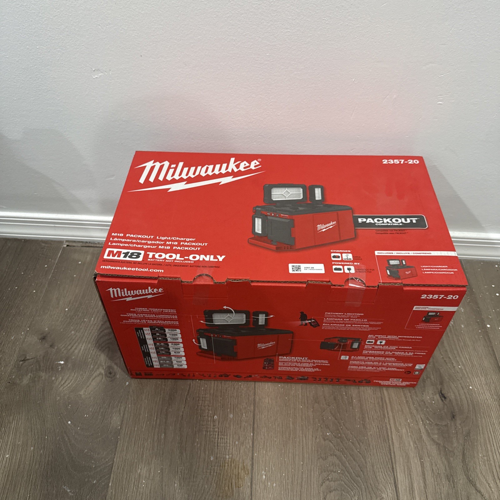 Milwaukee 2357-20 Work light - Red (9800) New