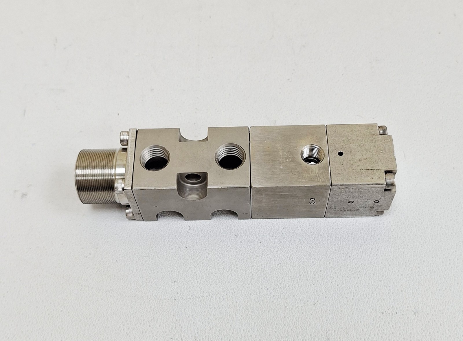 500-280 Pneumatic Directional Valve with Indicator Assembly