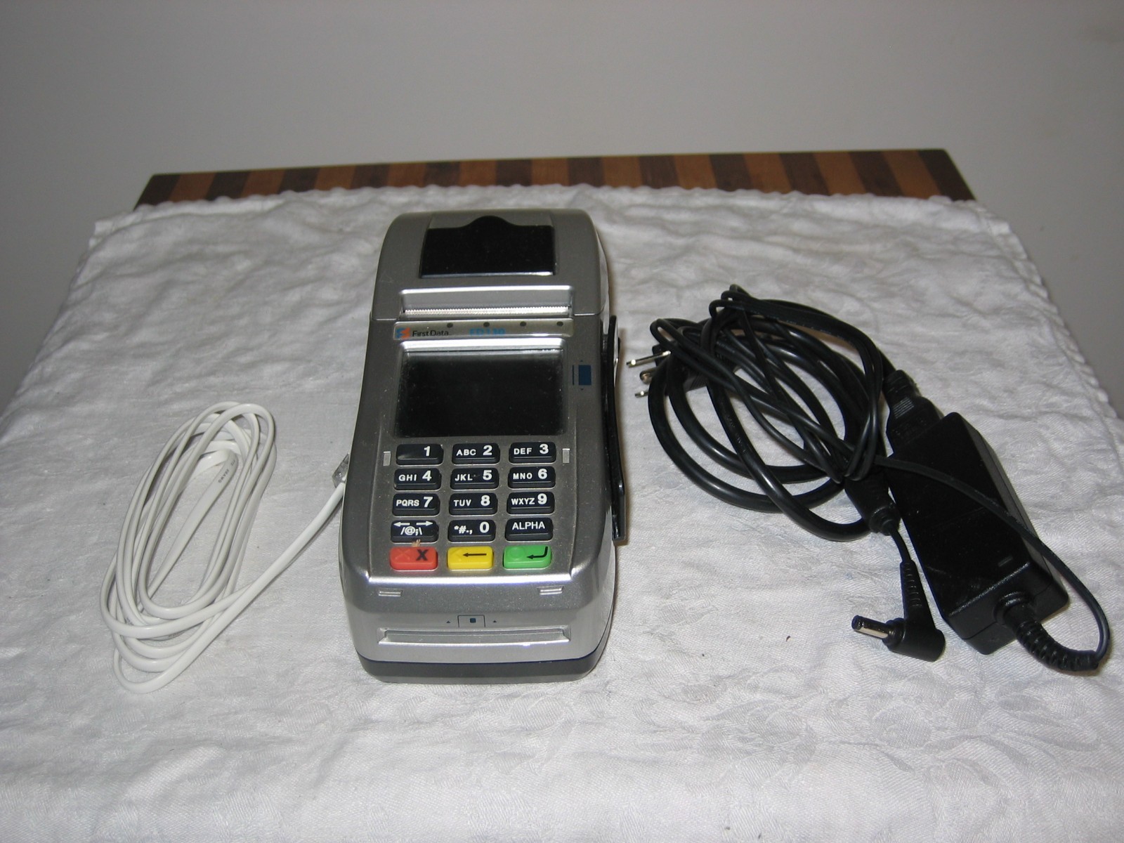 First Data FD130 EMV Credit Card Terminal Location T