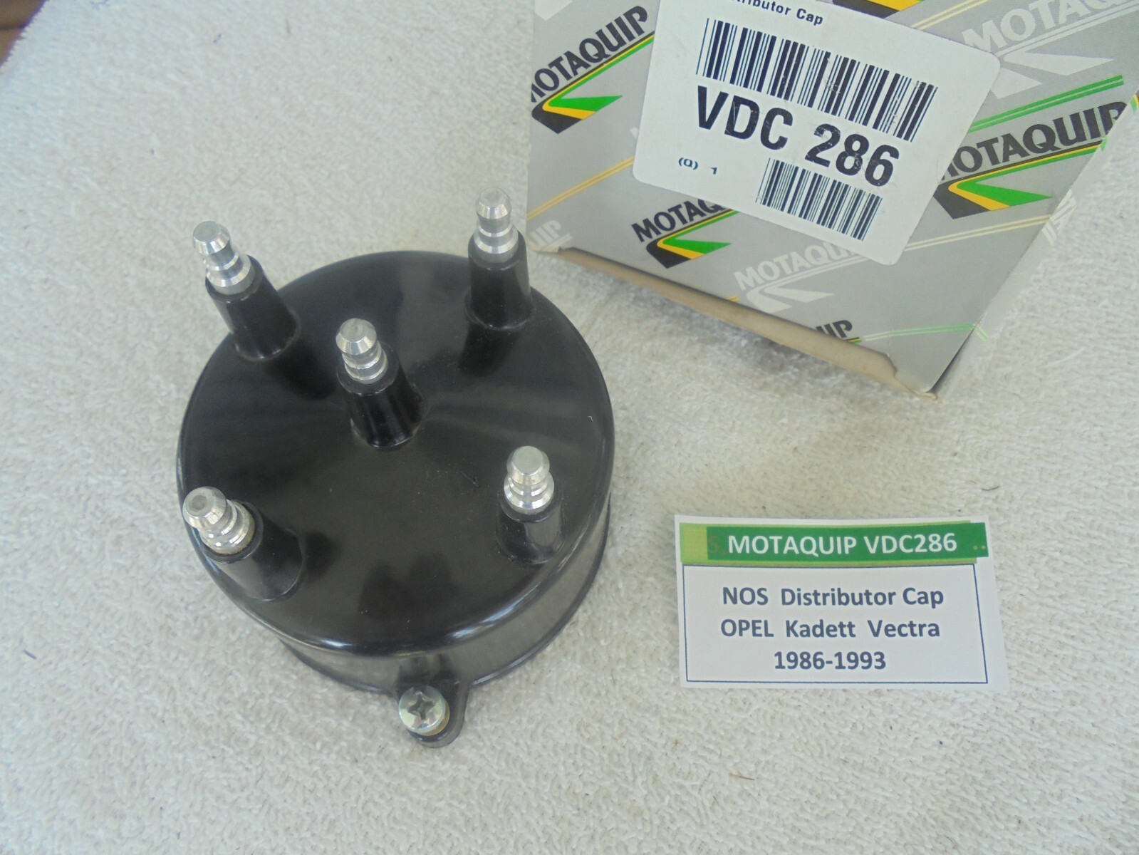 OPEL Kadett Vectra, VAUXHALL Distributor Cap-Motaquip VDC286