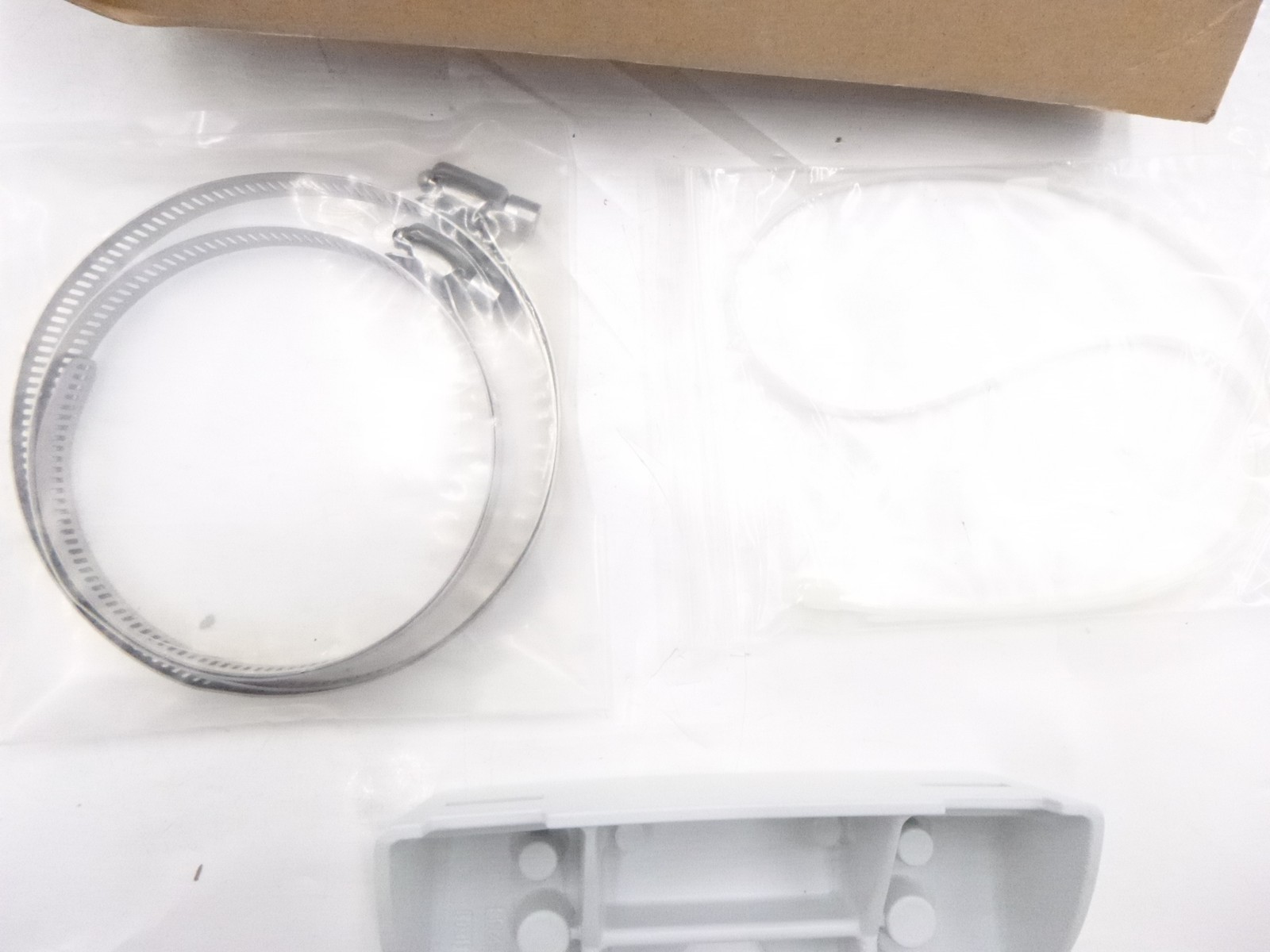 Axis Communications T91B47 Pole Mount Design 50-150MM