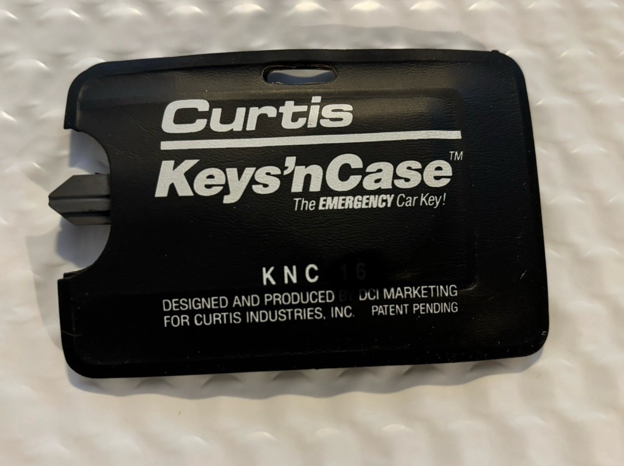 Y-154   Curtis Keys'n Case Emergency Key Blank