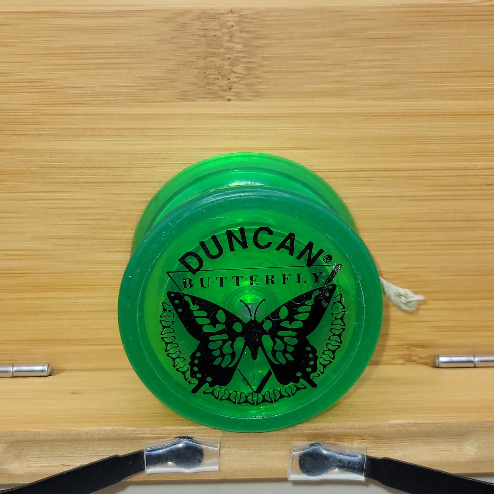 Duncan Yo-Yo Green Butterfly Black text ~ good  used condition