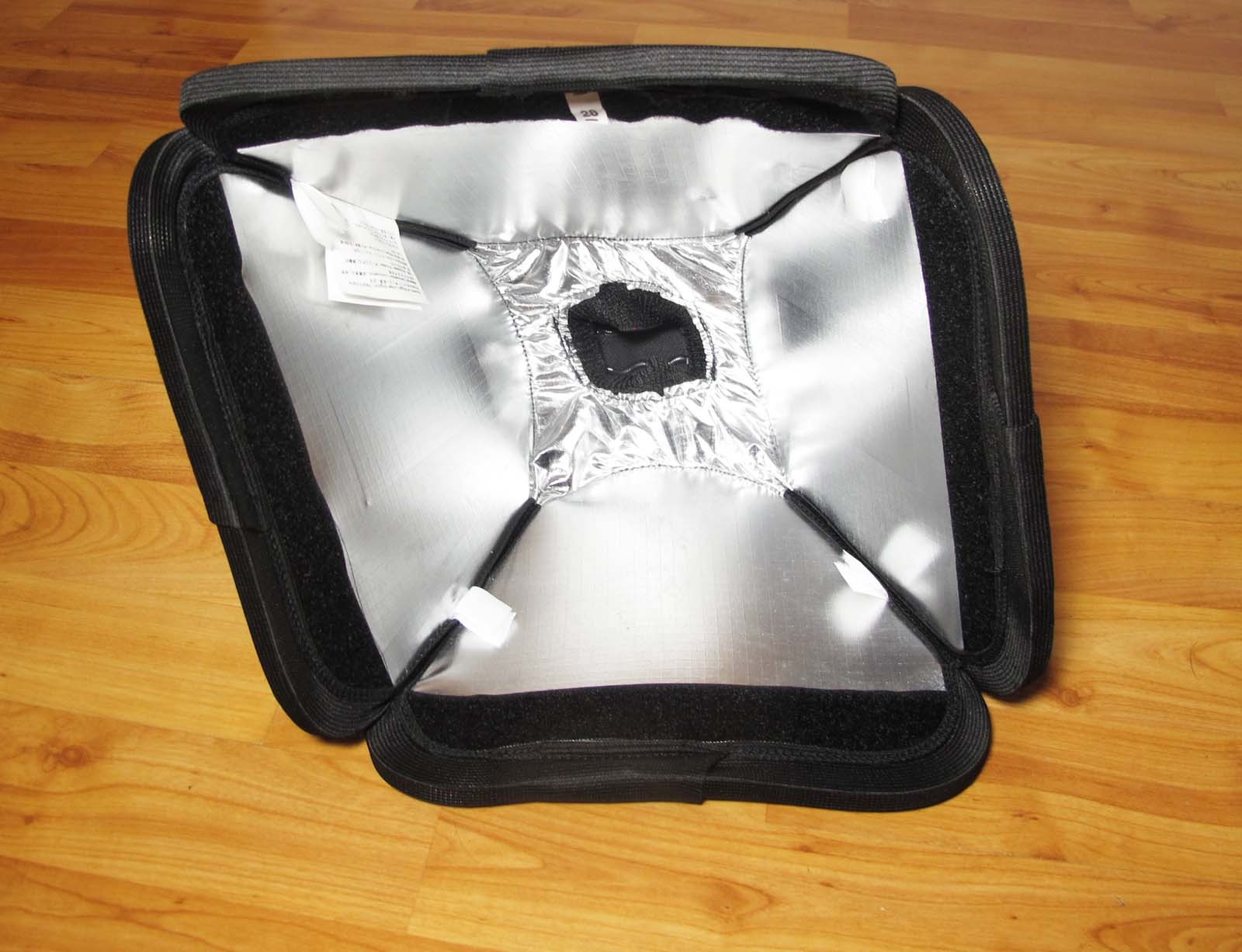 Lastolite Speed-Lite LL LS2420 Ezybox Square 8.75-Inch Softbox in Original Case