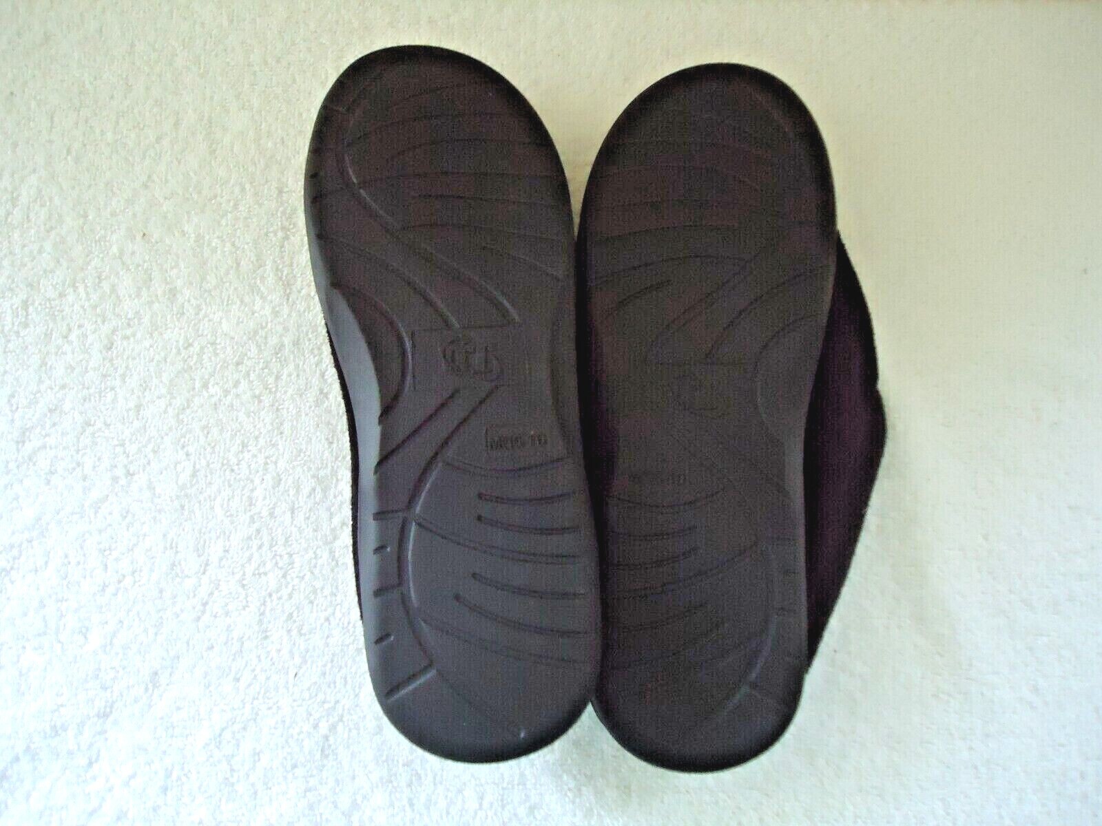 " NWT " Mens OT Revolution Size M (10-11) Black House Slippers " GREAT GIFT ITEM