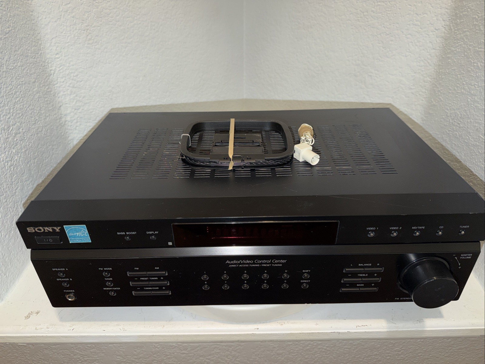 Sony STR-DE197 2 Channel 100 Watt/8 Ohm AM/FM Stereo Receiver. Works, See Video!