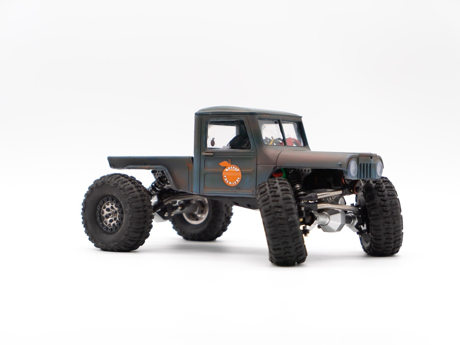 SCX24 Sliver Pro Stainless. 15° skid, adjustable geometry, sliders, mag mounts