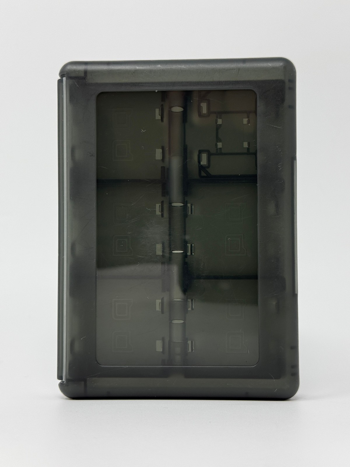 Unbranded Nintendo DS/3DS 24-in-1 Game Cartridge Case [Clear Black]
