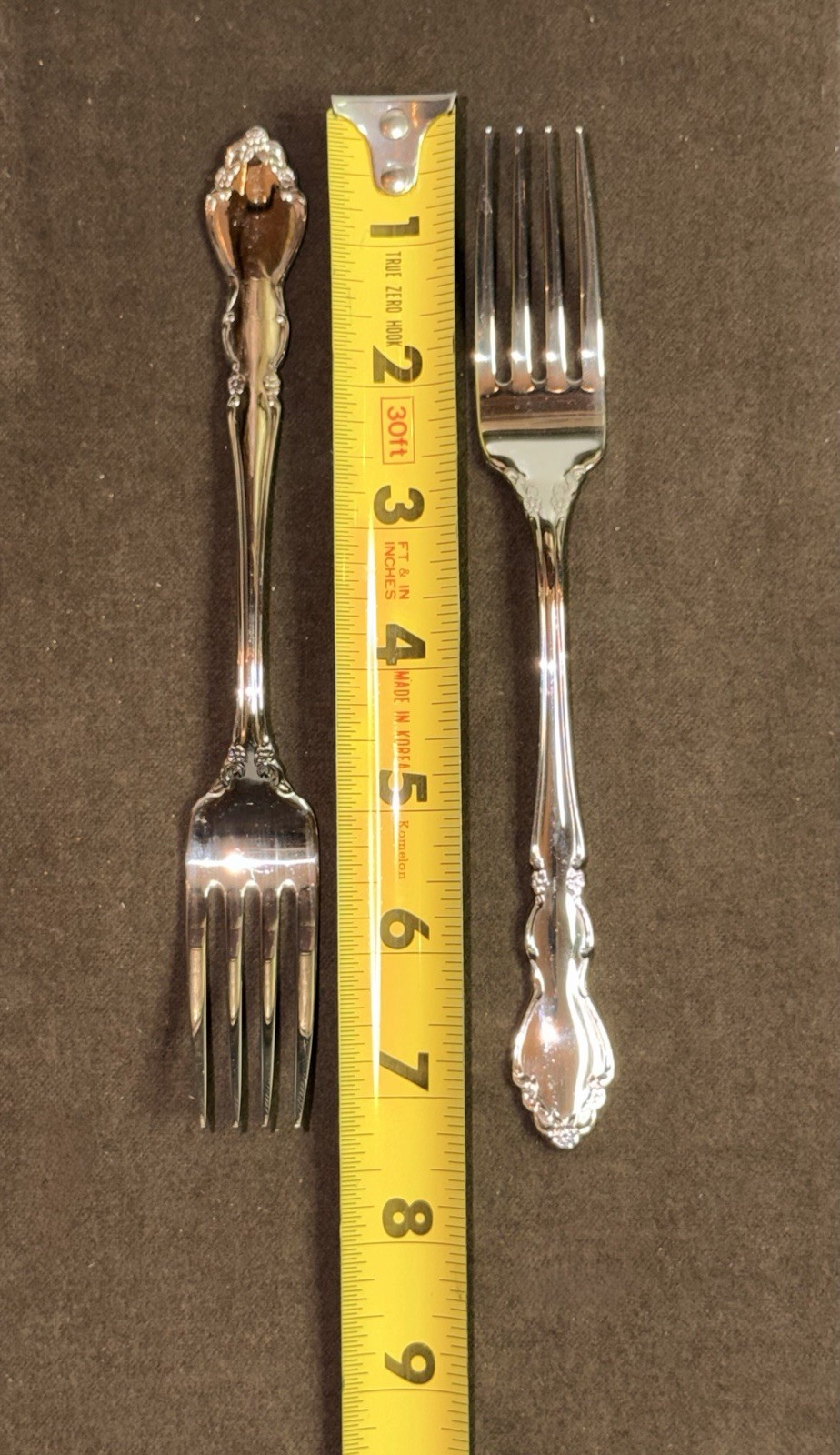 Oneida Dover Cube Set of 4 Dinner Forks Heirloom Stainless Flatware