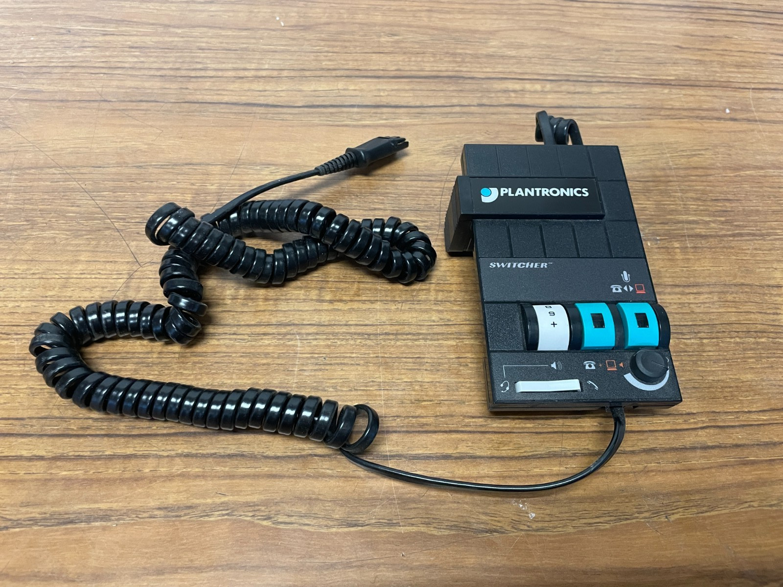 Plantronics MX10 Headset Switcher *