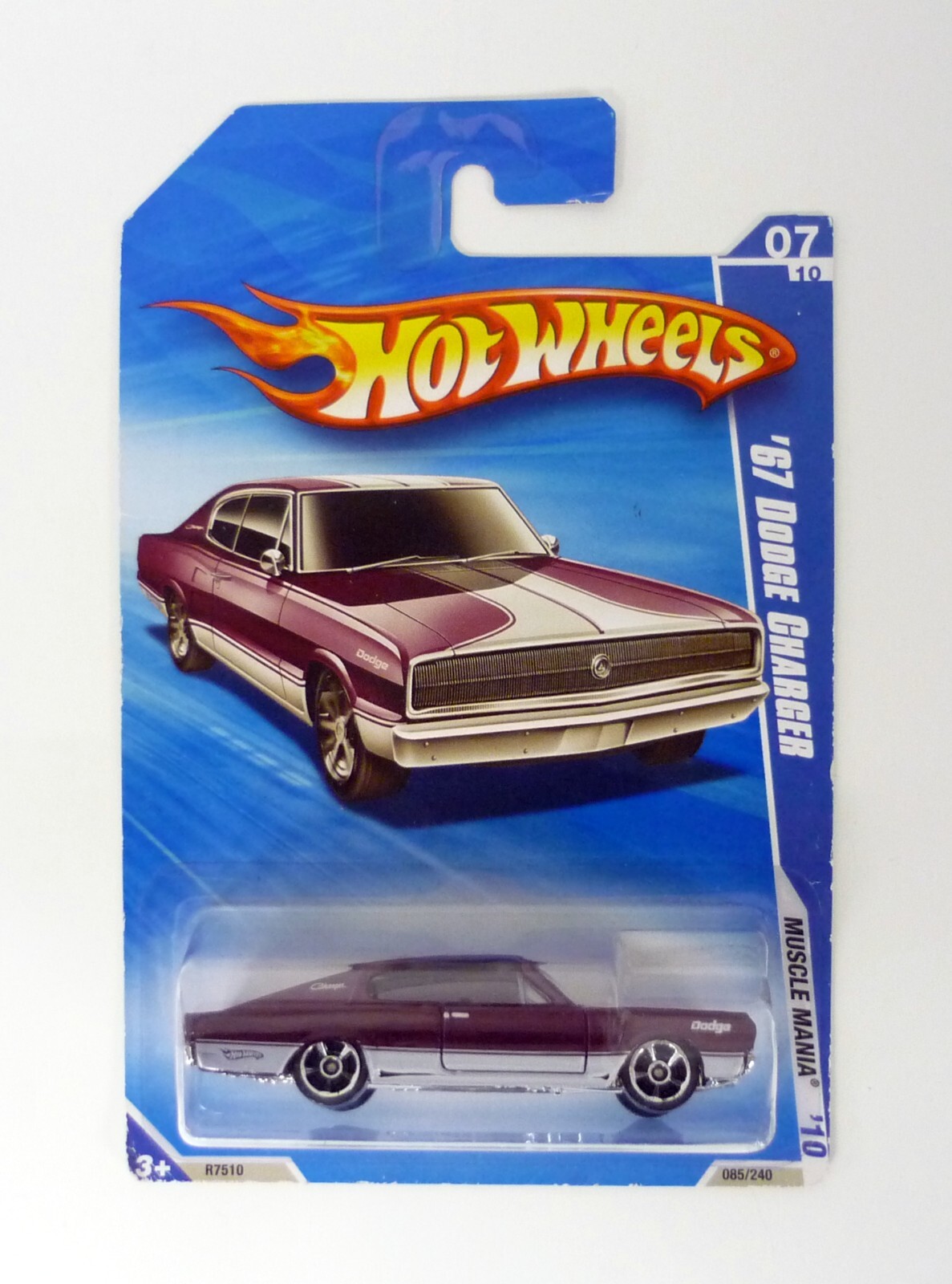 Hot Wheels '67 Dodge Charger #085/240 Muscle Mania 07/10 Purple DieCast Car 2010