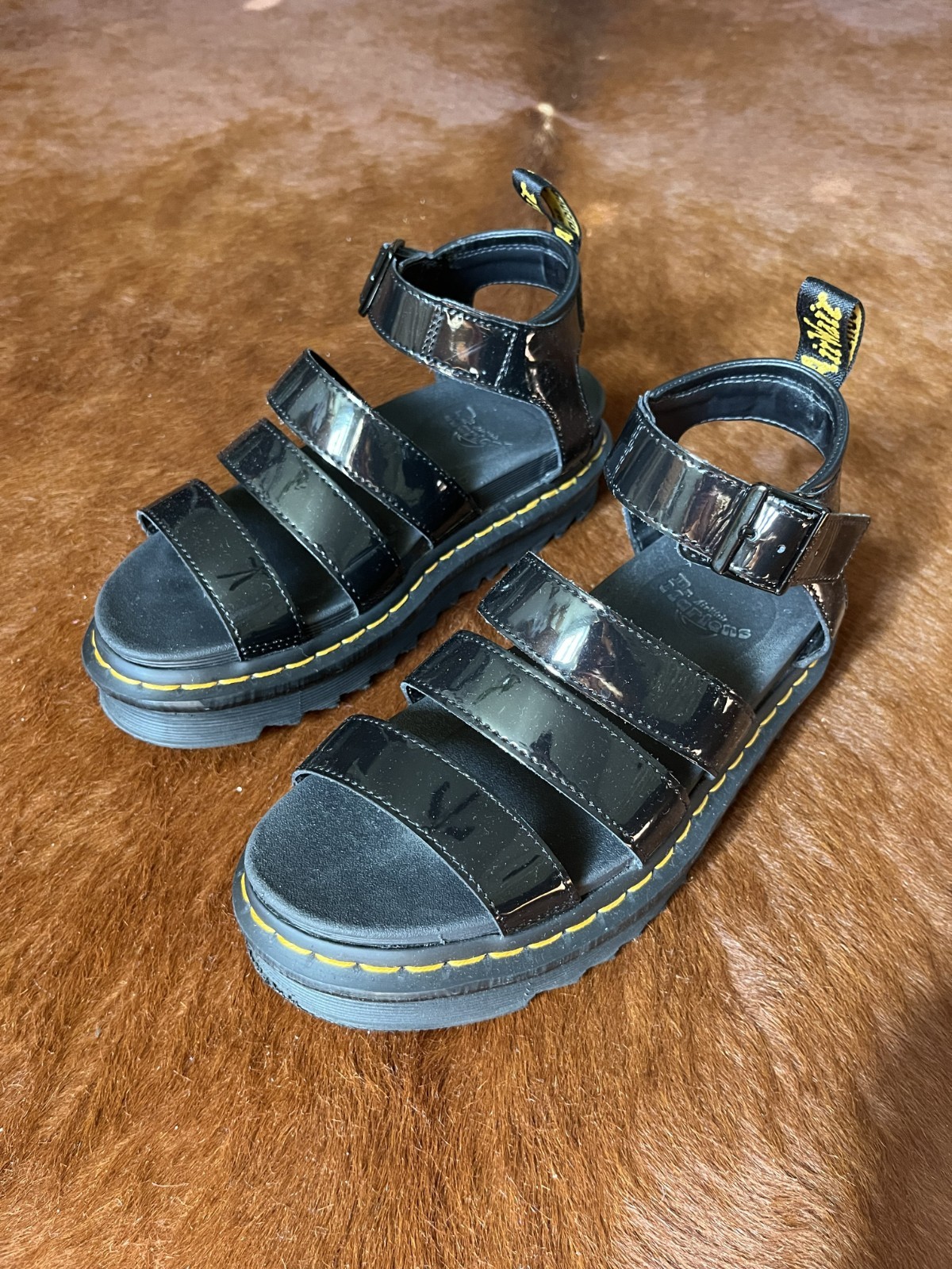 Dr. Martens Women’s Black Blair Patent Leather Sandals Size 7