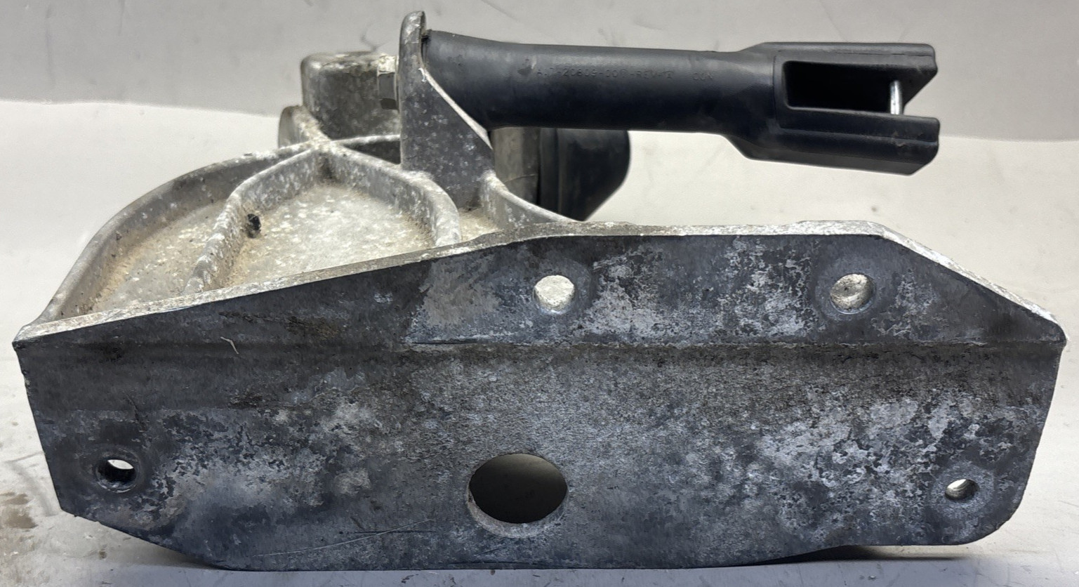 GENUINE FREIGHTLINER A17-21589-000 LEFT HAND HOOD SUPPORT NEW OEM