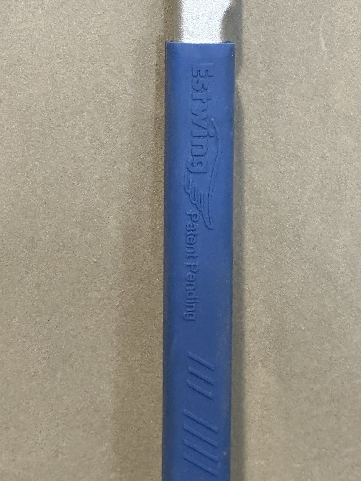 estwing Nail Puller With Grip