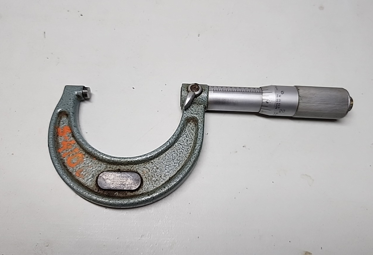 Mitutoyo 103-136  1-2" Outside Micrometer  Carbide Tipped, .0001 Graduation