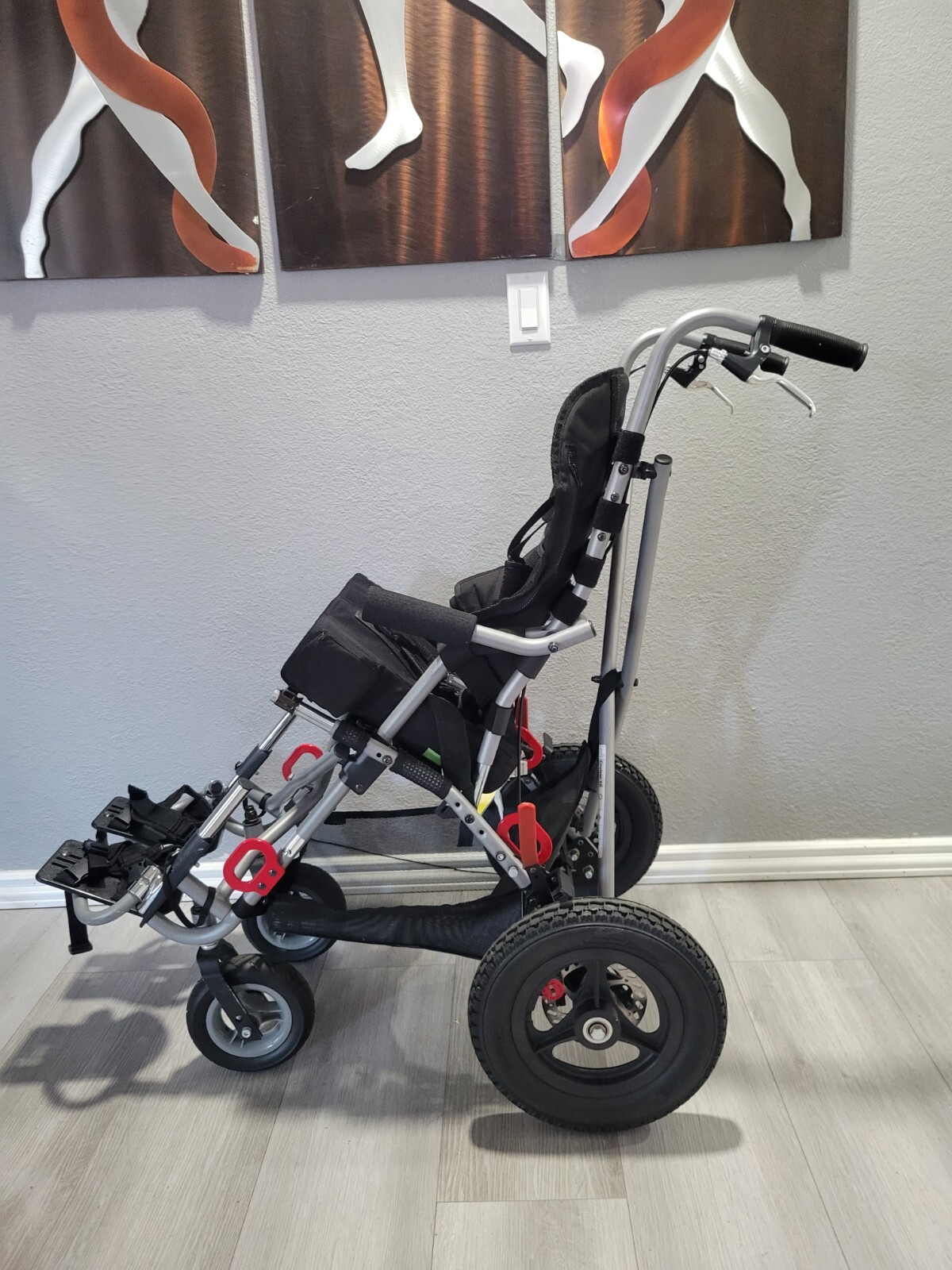 $4k Convaid Cruiser Scout All Terrain Size 12 Special Needs Stroller wheelchair