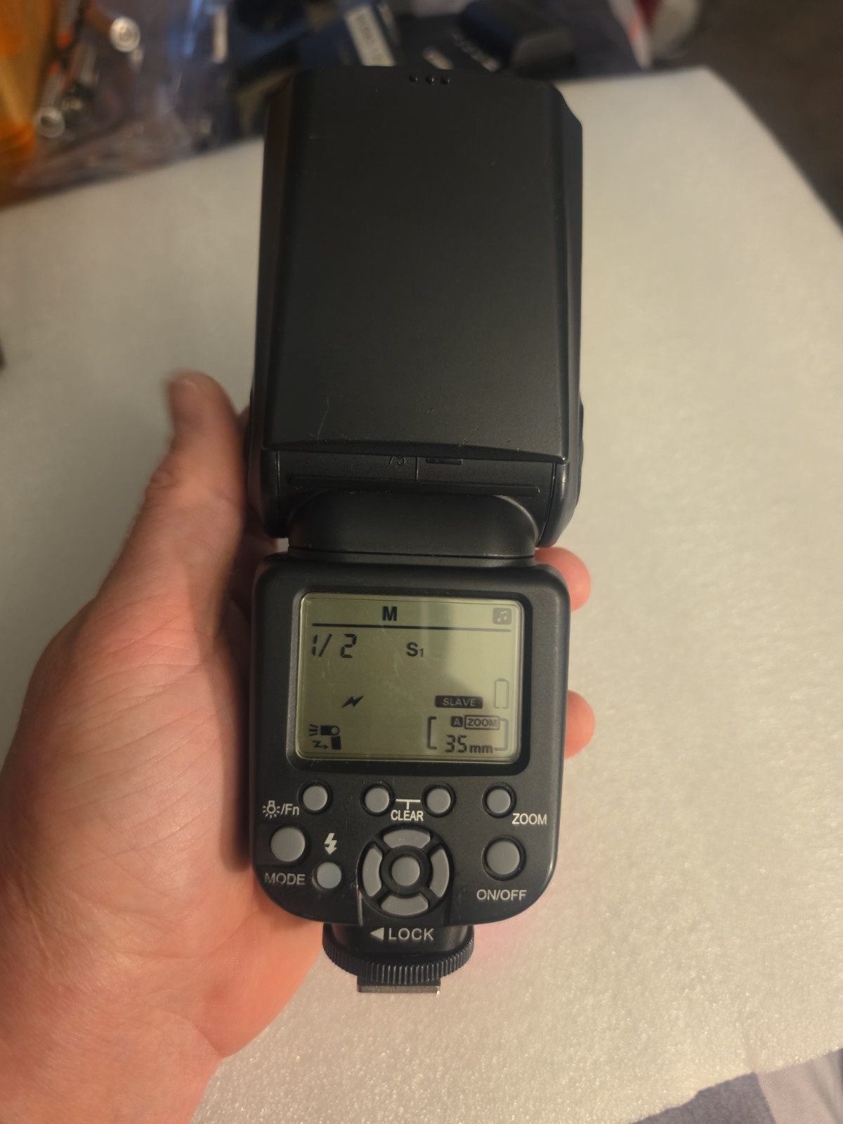 Sunpak DF4000U Camera Flash for Canon and Nikon