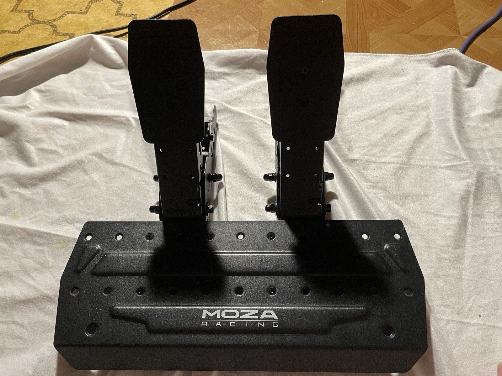 MOZA Racing R5 Racing Simulator bundle w/ brake upgrade