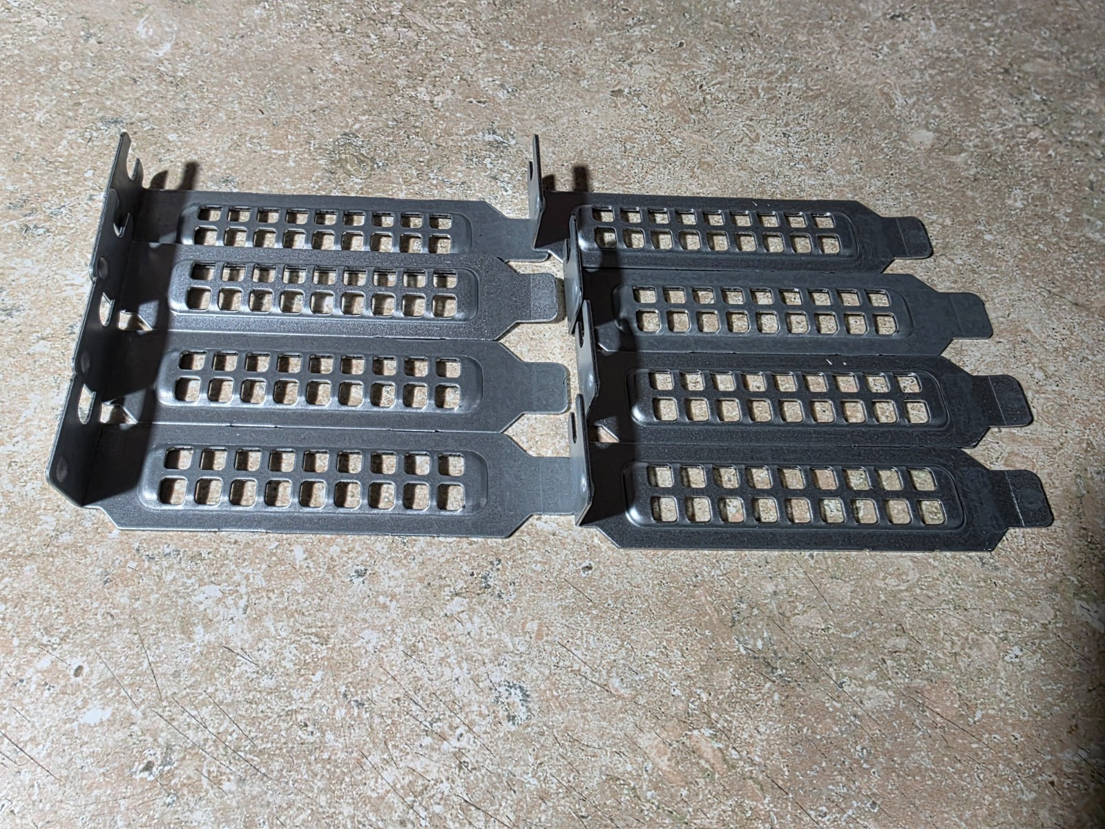 (Lot of 8) Dell PCI Blank Plate R650 R640 R540 VENTED Half Height Mid XWH74