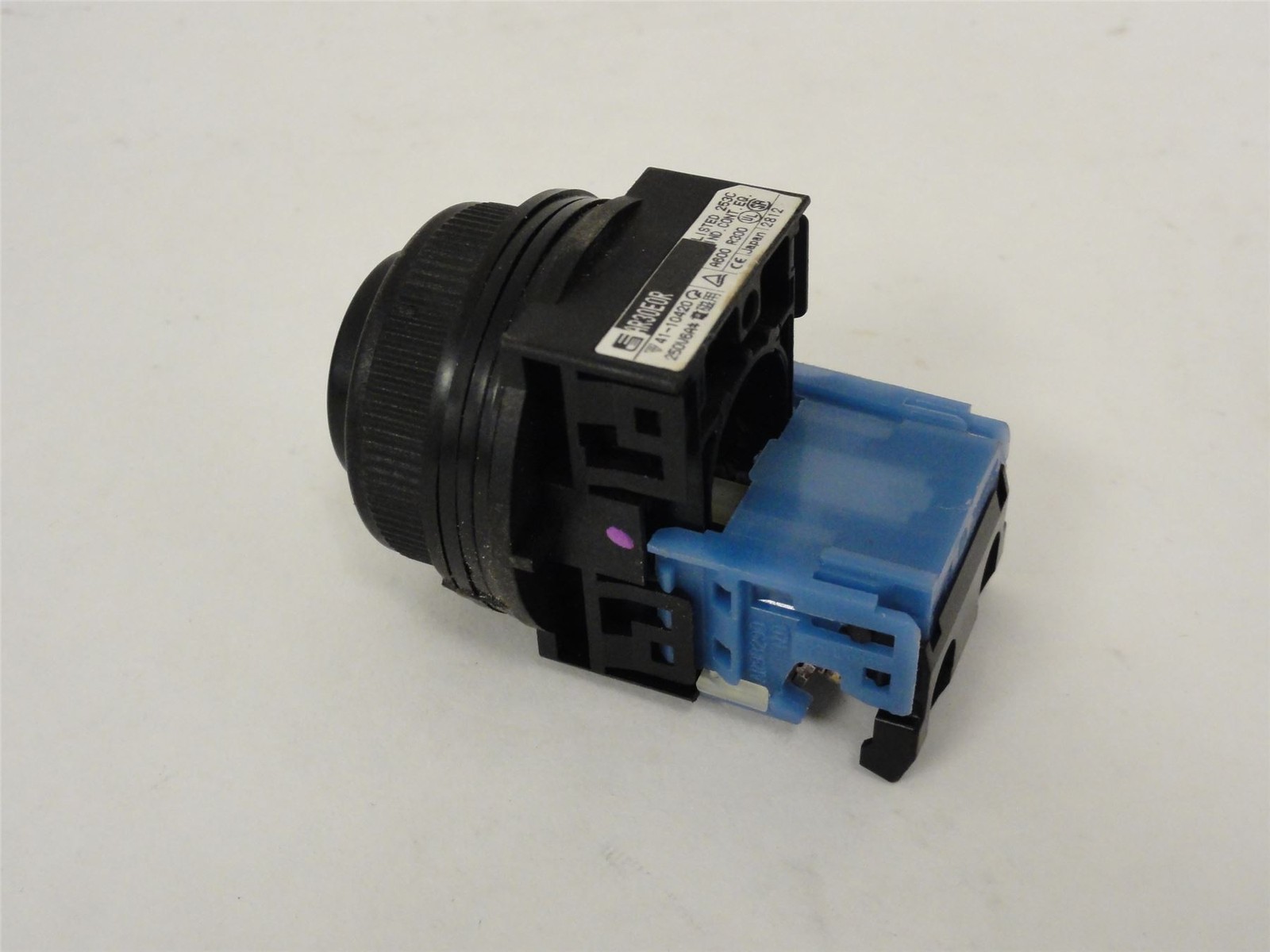231976 New-No Box; Fuji AR30E0R Pushbutton Switch; 40mm Dia; 250V; 6A