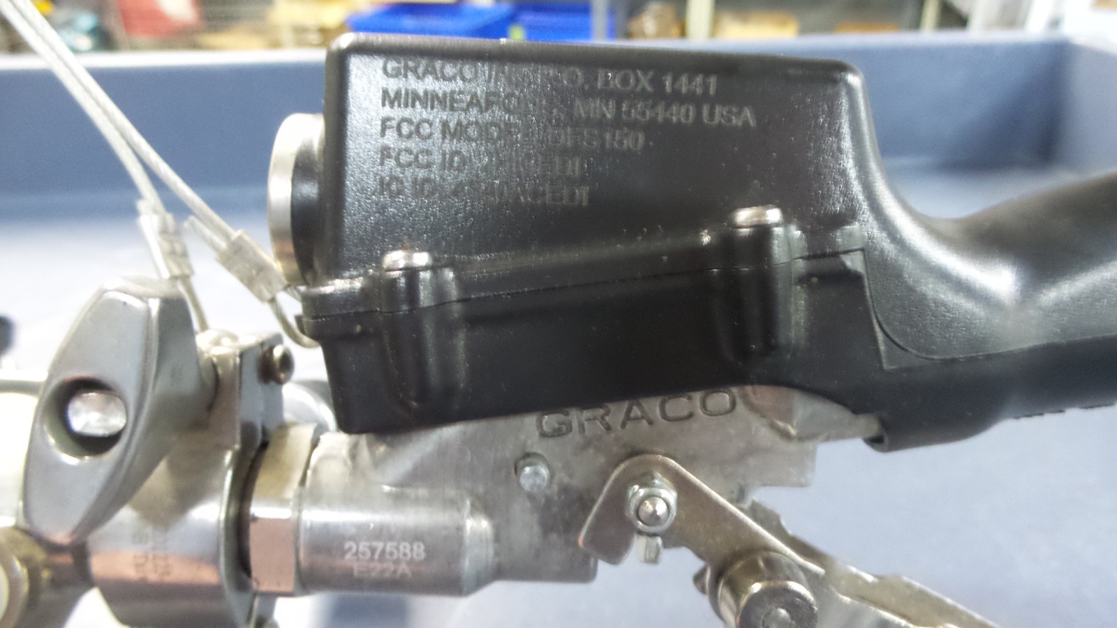 TapeTech Bazooka Continuous Flow Taper W/ Attachment
