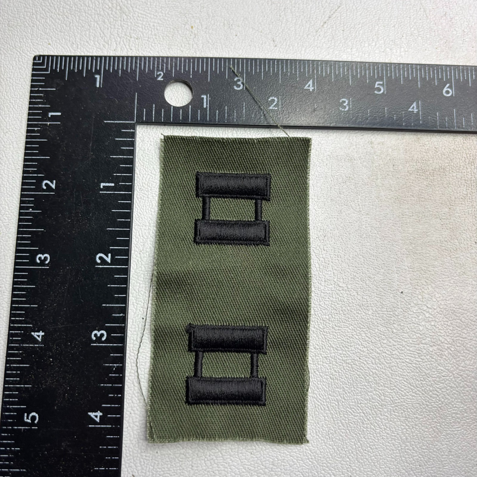 Vtg US Army CAPTAIN RANK INSIGNIA Patch (Military) 64WF