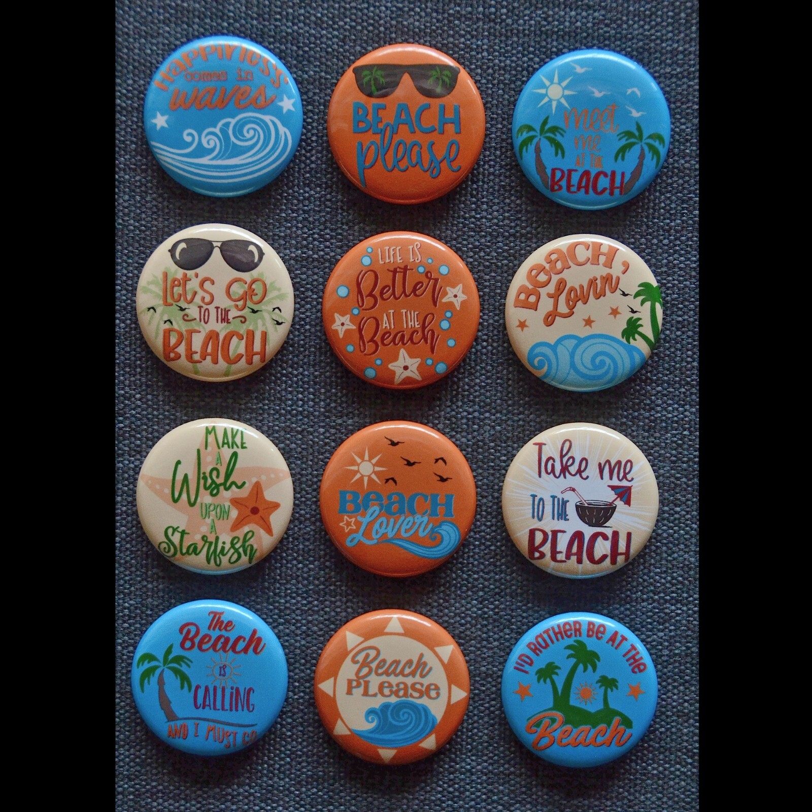 Beach Lovers / Buttons (Set of 12) / Various Size Options