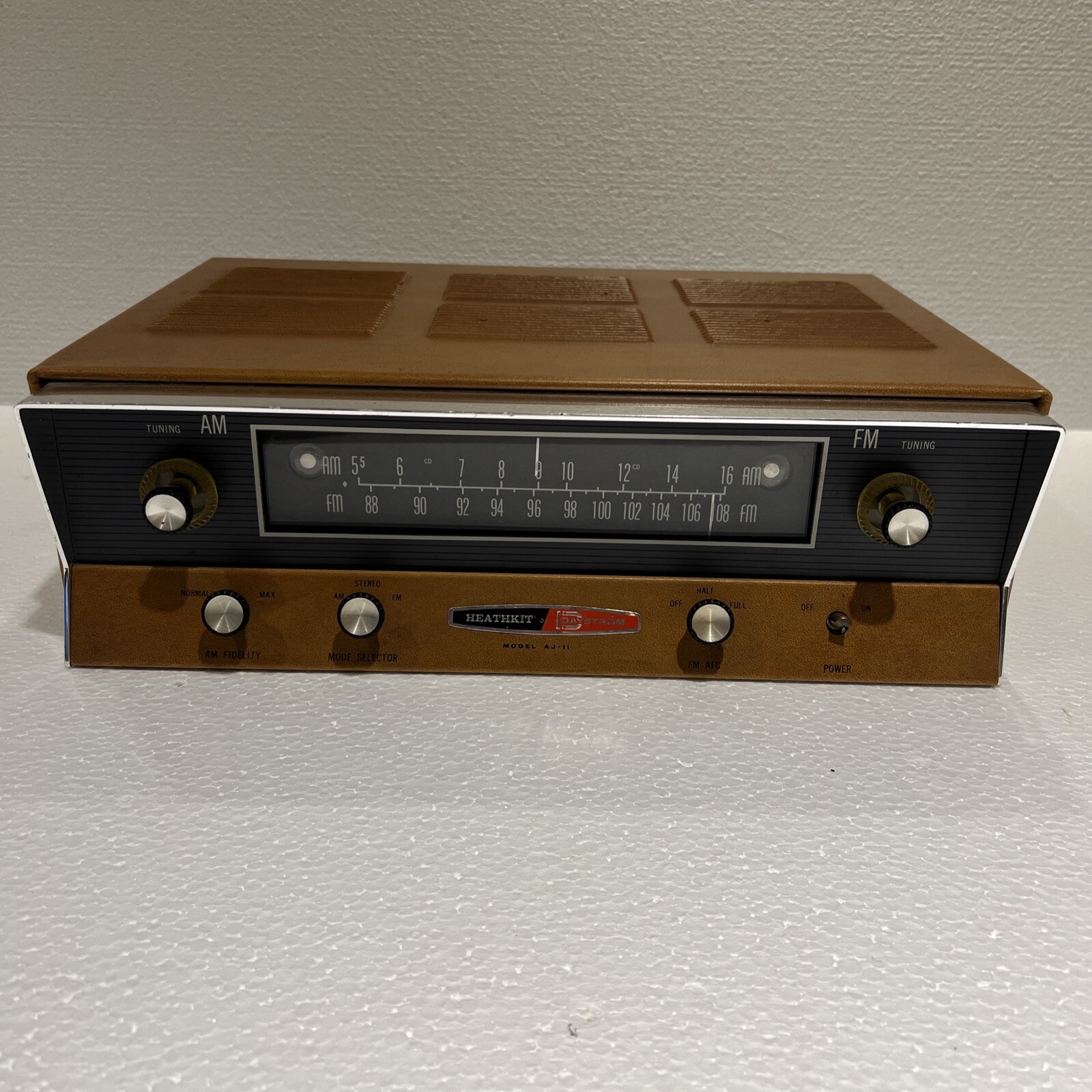 Vintage Heathkit AJ-11Tube AM FM Stereo Tuner For Parts Or Repair Only