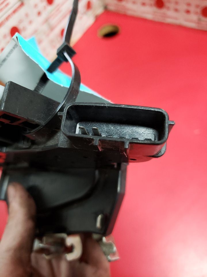 Q50 2014 Lock Actuator 106544