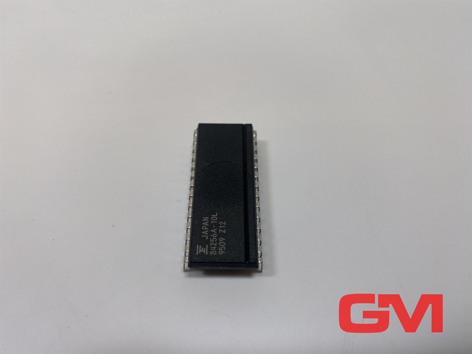 Fujitsu Memory Module 84256A-10L CMOS 256K-BIT Low Power SRAM