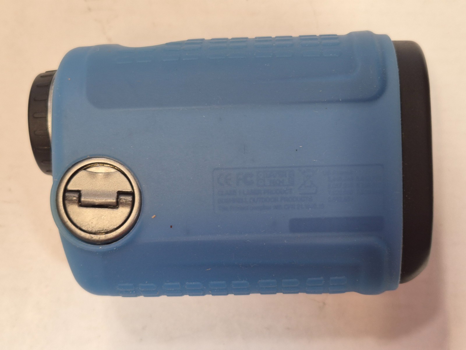 BUSHNELL TOUR V2 Golf Laser Rangefinder Fast Focus System