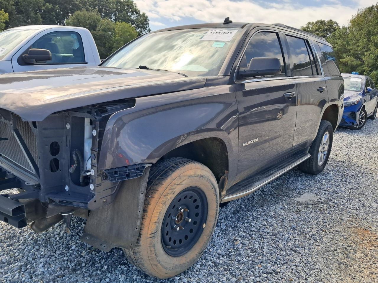 YUKON 2015 Glove Box 4781736