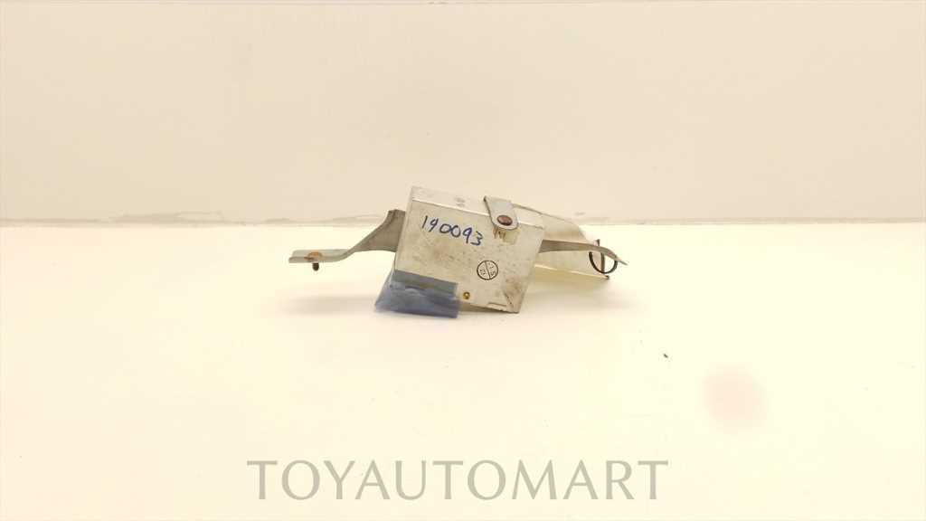 96-97 TOYOTA RAV 4 CRUISE CONTROL MODULE ECM ASSEMBLY