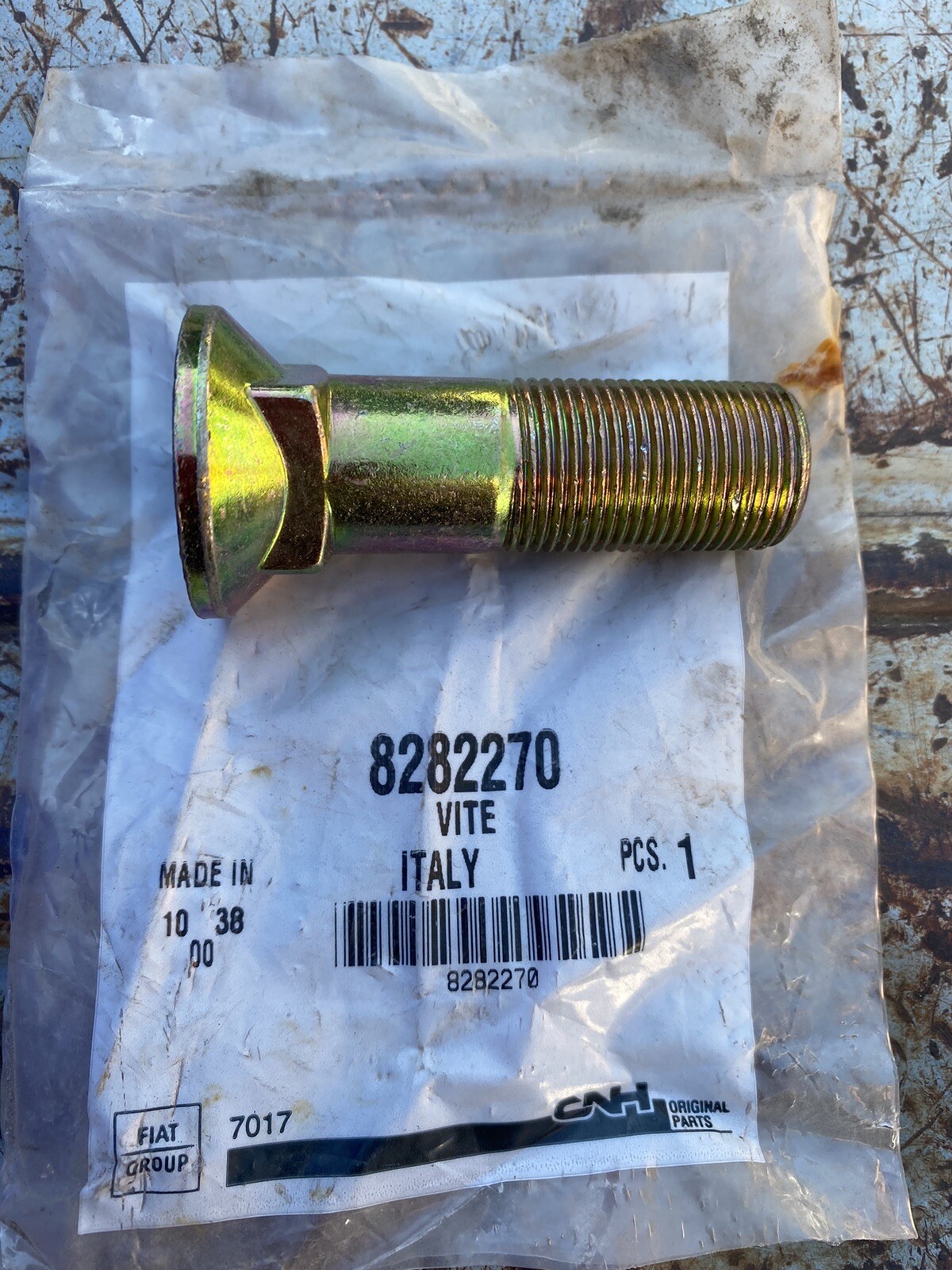 (MC6) 8282270 Vite Bolt Case New Holland