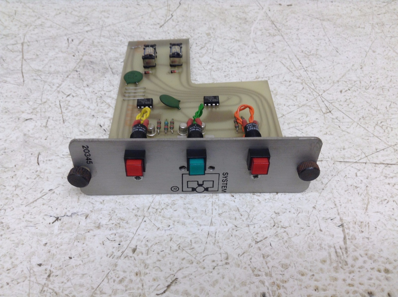 System E Controls 20345 3 Light C.M. 20553 (TBI)