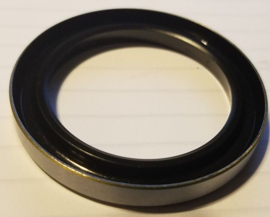 MCN-1504, Metal Clad Wiper, Urethane