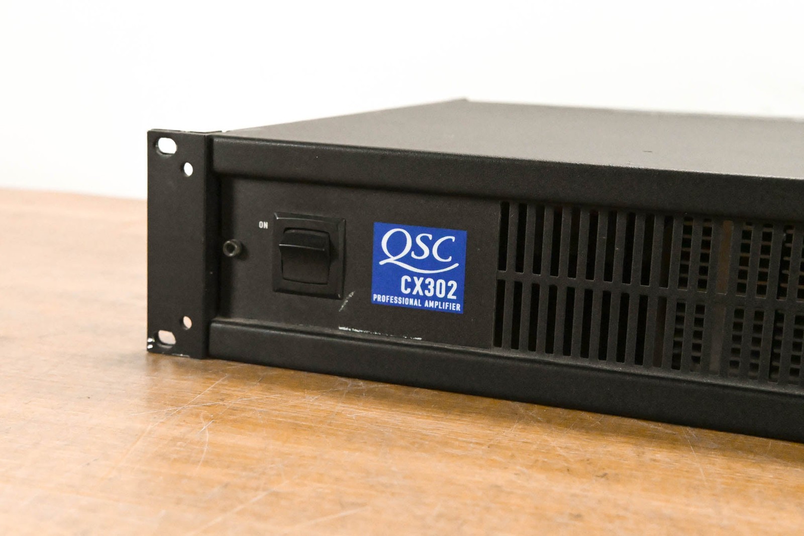 QSC CX302 2-Channel Power Amplifier CG0127J
