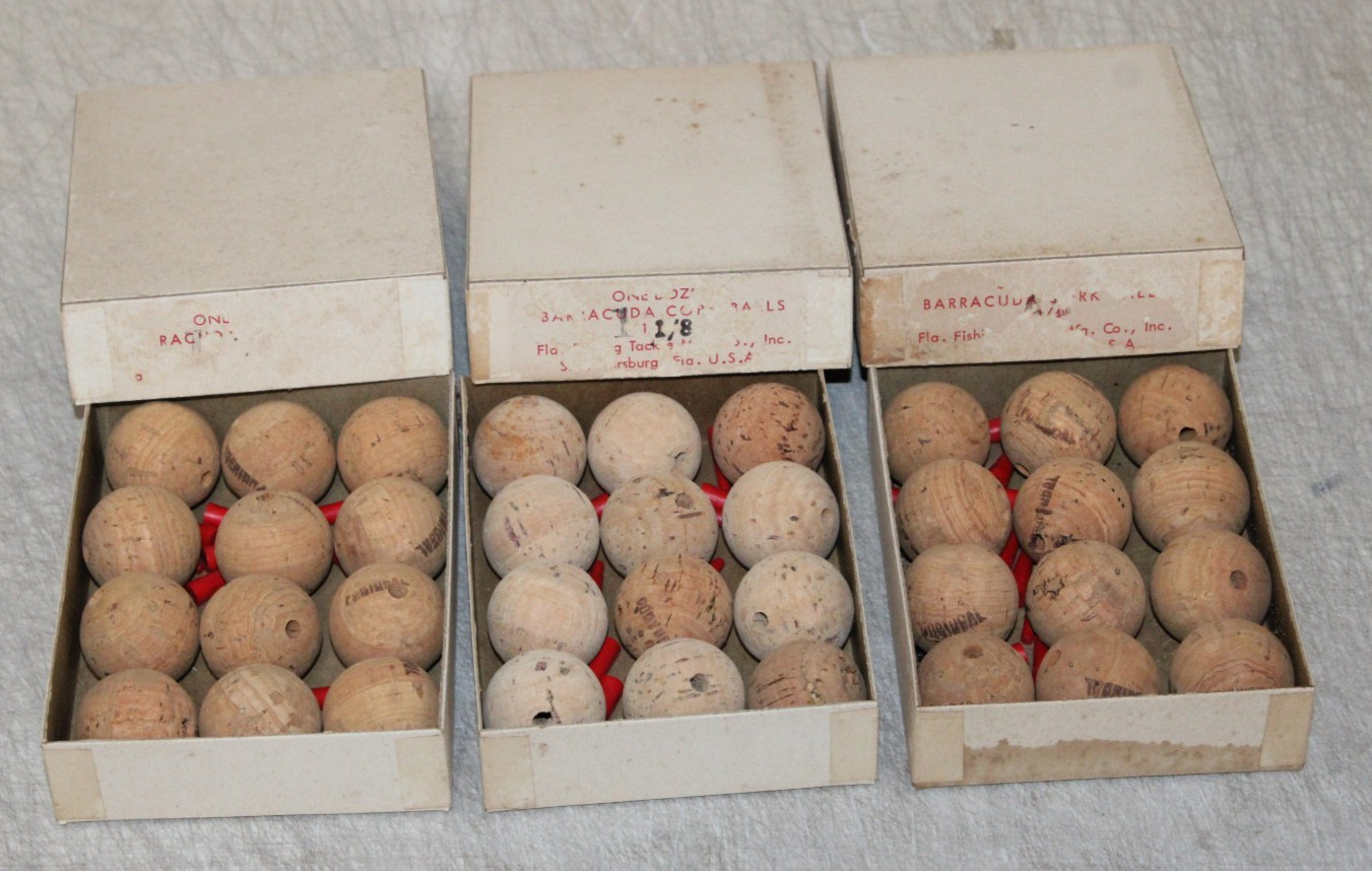 Vintage Florida Fishing Tackle 36 Cork Floats Bobbers St Petersburg with box NOS